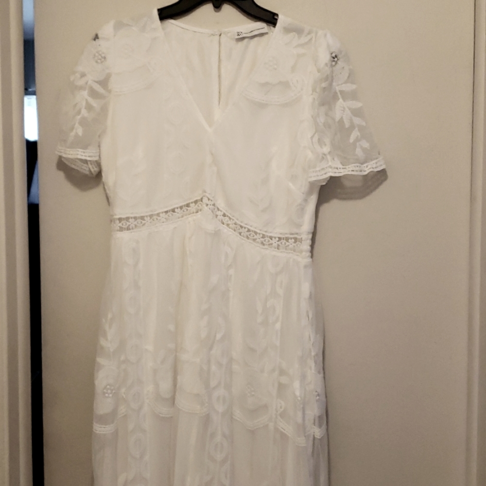 New York and Company lace maxi dress Large